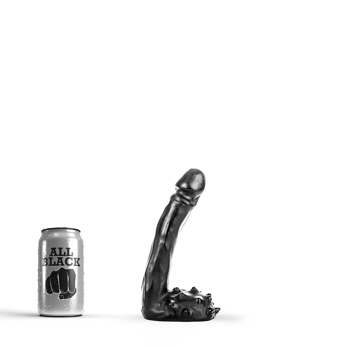 Analinis kaištis „All Black Dildo 19 cm“ 
 
Kam reikalingi analiniai kaiščiai? Kai kurie žmonės juos naudoja kaip analinio sekso apšilimo priemonę, kiti - kaip BDSM aksesuarą, o dar kiti - kad geriau susipažintų su analinių žaidimų pojūčiais. 
Aksominis prisilietimas ir nesibaigiantys malonumai - tik šio silikoninio analinio kaiščio pagalba. Iškilimai ir įdubimai  veiksmingai masažuoja intymias vietas . Kaištis  turi realistišką formą ir gali įsiskverbti labai giliai dėl savo 19 cm ilgio.  
Analinis kaištis  turi specialius spygliukus  ir minkštą galvutę, kad galėtumėte patogiai jį įkišti ir ištraukti. Platesnis pagrindas užtikrina apsaugą ir neleidžia kaiščiui pradingti jūsų kūne.  
Tinkamai prižiūrint šis kaištis tarnaus jums ilgai. Prieš ir po kiekvieno naudojimo nuplaukite jį šiltu vandeniu ir švelniu muilu arba  specialiu žaislų valikliu . Leiskite išdžiūti natūraliai. Šį sekso žaislą laikykite stalčiuje, specialiame maišelyje arba kitoje vietoje, kurioje nėra dulkių. Laikykite jį atokiau nuo kitų sekso žaislų. Nepalikite tiesioginiuose saulės spinduliuose ir niekada nelaikykite jo dideliame karštyje. 
Rekomenduojama naudoti kartu su  vandens pagrindo lubrikantu . Nenaudokite silikoninių lubrikantų, aliejų ar kremų, nes jie gali sugadinti kaiščio medžiagą ir apriboti jo veikimą bei galiojimo laiką.  
 