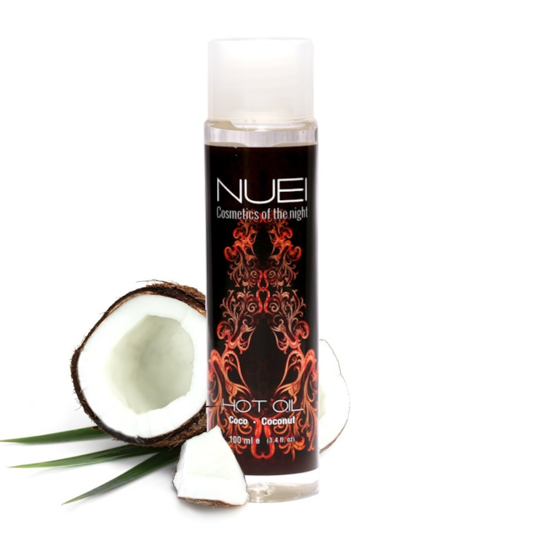 KOKOSŲ AROMATO MASAŽO ALIEJUS "NUEI HOT OIL COCONUT" - 100 ML  
“NUEI Hot Oil” yra išskirtinis masažo aliejus  pasižymintis šildančiu poveikiu ir išskirtiniais aromatais.  
Šildantis poveikis bei malonūs aromatai  suteiks masažams jaudinančių ir aistringų prieskonių , kurių dėka atmosfera dar labiau įkais.  
Šis masažo aliejus yra  prisotintas ženšenio šaknų ektraktu , kuris veikia kaip natūralus stimuliatorius, turintis tonizuojančių ir afrodiziakinių savybių.  
Masažo aliejus suderinamas su latekso prezervatyvais ir sekso žaislais, pagamintais iš visų medžiagų, įskaitant silikoninius sekso žaislus. 
Ispanijoje sukurti NUEI produktai yra  pagaminti iš natūralių ingredientų, be parabenų, be glitimo ar cukrų. 