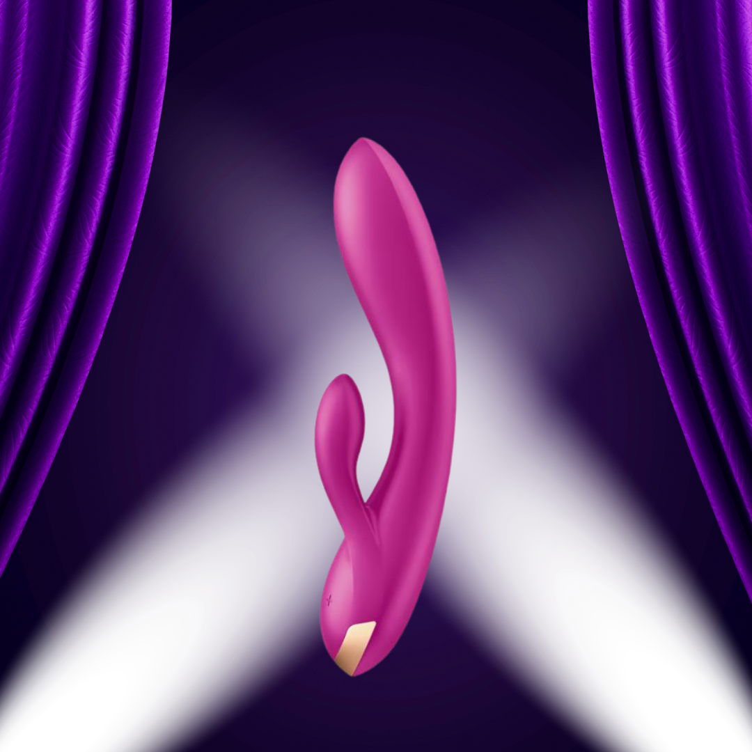 Išmanusis vibratorius "Double Flex" – Rožinis 
Su 3 varikliukais „Satisfyer“ vibratorius „Double Flex“  stimuliuoja ir G tašką, ir klitorį.  
  
Kiškio formos vibratorius iš odos neerzinančio, kokybiško silikono  yra itin lankstus ir silikono „Flex“ technologijos dėka galantiškai prisitaiko prie jūsų formų.  
Nepaisant nedidelio dydžio, šis vibratorius pasižymi stipiomis ir galingomis vibracijomis kurias taip pat  galima valdyti naudojant „Satisfyer Connect“ programėlę.  Programėlė skirta „Android“ ir „Apple iOS“ vartotojams. Kartu su šia galimybe, jūsų žaidimai perskiles į kitą lygį - be programėlės valdymo, taip pat galite kurti savo vibracijos programas arba perduoti vibratoriaus valdymą partneriui. 
Ar norėtumėte, kad jus tenkintų mėgstamos muzikos ritmu? Tuomet šis vibratorius jums puikiai tinka. Programėlė leidžia visas mėgstamas „Spotify“ dainas pajausti kaip vibracijas. 
Šis mažasis draugas yra idealus kompanionas kelionėse ir visur kitur - net duše ar vonioje dėl  vandeniui atsparios  konstrukcijos.  Baterijai išsikrovus, lengvai įkraukite naudojant pridedamą  USB įkrovimo laidą.  
Tinkamai prižiūrint  šis vibratorius tarnaus tikrai ilgai. Prieš ir po kiekvieno naudojimo nuplaukite jį šiltu vandeniu ir švelniu muilu arba specialiu žaislų valikliu. Leiskite išdžiūti natūraliai. Šį sekso žaislą laikykite stalčiuje, specialiame maišelyje arba kitoje vietoje, kurioje nėra dulkių. Laikykite jį atokiau nuo kitų sekso žaislų. Nepalikite tiesioginiuose saulės spinduliuose ir niekada nelaikykite jo dideliame karštyje. 
  
Rekomenduojama naudoti kartu su vandens pagrindo lubrikantu.  Nenaudokite silikoninių lubrikantų, aliejų ar kremų, nes jie gali sugadinti prietaiso medžiagą ir apriboti jo veikimą bei galiojimo laiką.  
Kodėl jums reikalingas vibratorius? 
Vibratorius ar klasikinis vibratorius yra sekso žaislas, naudojamas ant kūno maloniai seksualinei stimuliacijai kelti. 
Vibratoriai gali būti naudojami tiek solo, tiek poroje ar kelių žmonių žaidimams kartu. Taip pat jie gali būti naudojami erogeninėms zonoms, tokioms kaip klitoris, vulva ar makštis, varpa, kapšelis ar išangė, siekiant seksualiai stimuliuoti, išlaisvinti seksualumą ir pasiekti orgazmą. 
Vibratoriai yra rekomenduojami sekso terapeutų moterims, kurioms sunku pasiekti orgazmą masturbacijos ar lytinių santykių metu.