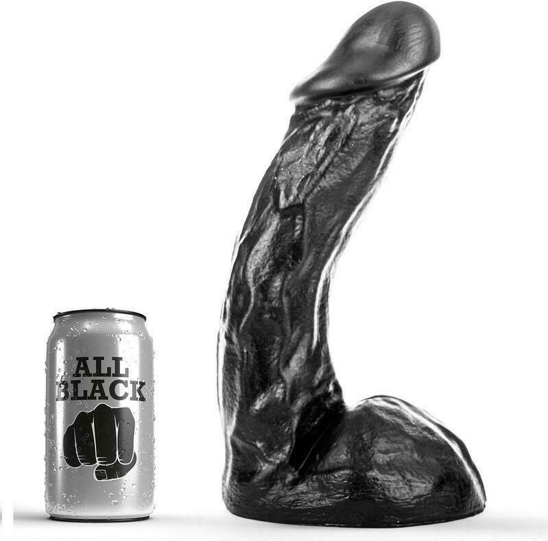 Analinis kaištis „All Black Dong 28 cm“ 
 
Kam reikalingi analiniai kaiščiai? Kai kurie žmonės juos naudoja kaip analinio sekso apšilimo priemonę, kiti - kaip BDSM aksesuarą, o dar kiti - kad geriau susipažintų su analinių žaidimų pojūčiais. 
Aksominis prisilietimas ir nesibaigiantys malonumai - tik šio silikoninio analinio kaiščio pagalba. Iškilimai ir įdubimai  veiksmingai masažuoja intymias vietas . Kaištis  turi šiek tiek lenktą realistišką penio formą, todėl lengvai pasiekia net G tašką.  
Analinis kaištis  turi gruoblėtą bet švelnų paviršių,  kad patirtumėte malonumą tiesiog lengvai įkišant ir ištraukiant. Platesnis pagrindas užtikrina apsaugą ir neleidžia kaiščiui pradingti jūsų kūne.  
  
28 cm ilgio ir 6 cm pločio žaisliukas  puikiai tinka tiek pradedantiesiems, tiek analinių žaidimų tyrinėtojams, tiek norint apšilti prieš audringą žaidimų naktį . Galite pasiekti visišką ekstazę be skausmo ir diskomforto. 
Tinkamai prižiūrint šis kaištis tarnaus jums ilgai. Prieš ir po kiekvieno naudojimo nuplaukite jį šiltu vandeniu ir švelniu muilu arba  specialiu žaislų valikliu . Leiskite išdžiūti natūraliai. Šį sekso žaislą laikykite stalčiuje, specialiame maišelyje arba kitoje vietoje, kurioje nėra dulkių. Laikykite jį atokiau nuo kitų sekso žaislų. Nepalikite tiesioginiuose saulės spinduliuose ir niekada nelaikykite jo dideliame karštyje. 
Rekomenduojama naudoti kartu su  vandens pagrindo lubrikantu . Nenaudokite silikoninių lubrikantų, aliejų ar kremų, nes jie gali sugadinti kaiščio medžiagą ir apriboti jo veikimą bei galiojimo laiką.  
 