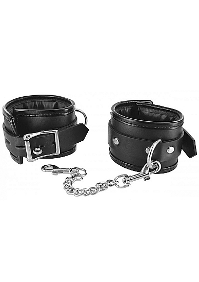 ANTRANKIAI XR BRANDS "LOCKING PADDED WRIST CUFFS"  
Antrankiai - tai  klasikinis aksesuaras jūsų intymioms akimirkoms. 
Paminkštintas vidus  užtikrina, kad jie išliks patogūs, kad ir kaip stipriai žaistumėte. 
Jungiamoji grandinėlė  su dviem pasukamaisiais kabliukais  leidžia prisegti partnerius  prie lovos stulpo ar bet ko, ką tik sugalvojate.  
Šiame rinkinyje  yra 2 spynos ir keturi raktai. 
Medžiaga:  dirbtinė oda, metalas. 
Kruopščiai pagaminti iš aukščiausios kokybės medžiagų. 
Tinka rankoms ir kojoms, jie patogūs ir saugiai sulaikys jūsų partnerį. 
Prieš naudojimą pasitarkite su savo partneriu.