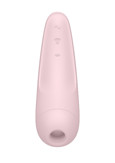 Klitorio stimuliatorius ,,Satisfyer Curvy 2+ Pink'' 
 
  
,,Curvy 2+" myluos jus ir jūsų klitorį  bekontakte stimuliacija  iki tol, kol patirsite svaiginantį orgazmą. Naudojant naujovišką ,,Airpulse" technologiją, minkštas silikoninis antgalis lengvai apgaubia jūsų perlą ir dėl galingo vakuuminio bangų poveikio suteikia neregėtų orgazmų. Elegantiškas dizainas suteikia stimuliatoriui išties viliojančią ir prabangią išvaizdą - tai toks sekso žaislas, kurio nereikia gėdintis ir slėpti spintos gilumoje. 
,,Curvy 2+" stebina  galingu varikliu , ergonomiška forma ir  tyliu veikimu . Pasiduokite savo fantazijoms ir mėgaukitės klitoriniu stimuliatoriumi be jokio pašalinio triukšmo. Stimuliatorius yra  atsparus vandeniui  (IPX7), todėl malonumais galėsite mėgautis net duše ar vonioje.  Po vandeniu jo galinga bangų stimuliacija yra daug stipresnė. Jei žaislui pritrūks energijos - bet kuriuo metu galėsite įkrauuti jo ličio jonų bateriją su rinkinyje pridedamu USB laidu. 
Šis žaislas ypatingas ne tik dėl savo ergonomiškos formos ir įspūdingos galios, bet ir dėl gebėjimo įkvėpti naujos gyvybės jūsų išmaniam būdu mylėti save. Naudodami ,,Satisfyer Connect" programėlę, kurią nemokamai galima parsisiųsti ,,Android" ir ,,iOS" operacinėms sistemoms, ,,Curvy 2+" per ,,Bluetooth" galite prijungti prie savo išmaniojo telefono, kurį vėliau galėsite naudoti kaip nuotolinio valdymo pultą. Jei norite, klitorio stimuliaciją galite valdyti net savo ,,Apple Watch" ir planšetiniu kompiuteriu. Naudodamiesi programėle aplinkos garsus galite paversti viliojančiais virpesiais, kuriuos galite jausti tiesiogiai per stimuliatorių. Be to, galite net transliuoti ištisus ,,Spotify" grojaraščius, kurie nustatys žaislo vibracijų ritmą. Žinoma, taip pat galite perduoti valdymą savo partneriui ar kitiems naudotojams ir leisti jiems valdyti jūsų stimuliaciją per programėlę - gyvai, nuotoliniu būdu ar per vaizdo pokalbį. Kelias į pulsuojantį orgazmą dar niekada nebuvo toks įvairus. Be abejo, ,,Satisfyer Connect" programėlė atitinka ES Bendrąjį duomenų apsaugos reglamentą ir Vokietijos bei Europos duomenų apsaugos taisykles. Dėl įdiegto galutinio šifravimo mylėjimasis dviese liks tik tarp jūsų. 
Tinkamai prižiūrint šis stimuliatorius tarnaus jums ilgai. Prieš ir po kiekvieno naudojimo nuplaukite jį šiltu vandeniu ir švelniu muilu arba  specialiu žaislų valikliu . Leiskite išdžiūti natūraliai. Šį sekso žaislą laikykite stalčiuje, specialiame maišelyje arba kitoje vietoje, kurioje nėra dulkių. Laikykite jį atokiau nuo kitų sekso žaislų. Nepalikite tiesioginiuose saulės spinduliuose ir niekada nelaikykite jo dideliame karštyje. 
Rekomenduojama naudoti kartu su  vandens pagrindo lubrikantu . Nenaudokite silikoninių lubrikantų, aliejų ar kremų, nes jie gali sugadinti prietaiso medžiagą ir apriboti jo veikimą bei galiojimo laiką. 