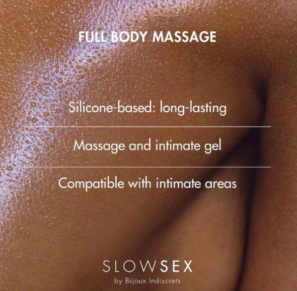 MASAŽO ALIEJUS „   FULL BODY MASSAGE OIL “ – 50 ML 
„Bijoux Indiscrets“ yra prabangių ir elegantiškų erotinių prekių gamintoja. Jos gaminiai atitinka modernių moterų poreikius ir pageidavimus.Ji  žinoma dėl savo stiliaus, kuris yra šiuolaikiškas, prabangus ir įkvėptas laisvės ir aistros. 
  
Malonumas Jūsų rankose...  
 
Dvejopos paskirties priemonės yra geriausias pasirinkimas praktiškiems žmonėms. „Full Body Massage“ yra masažo aliejus ir lubrikantas viename, todėl jis yra ne tik praktiškas, bet ir labai efektyvus. 
Šią priemonę galite tepti ant viso kūno, įskaitant ir jautriausias vieteles, o tai suteikia jums didelę laisvę ir malonumą.  
Slidus, švelnus kūnas, jo masažas ir glamonės - tai tobuliausia meilės nakties preliudija, kuri su „Full Body Massage“ tampa dar įdomesnė ir jaudinanti.  
Naudojimas yra labai paprastas - tiesiog nedidelį kiekį aliejaus išspauskite tiesiai ant kūno arba į rankas ir švelniais judesiais įmasažuokite į kūną, įskaitant ir intymias vietas. Aliejaus likučius lengvai pašalinsite šiltu muiluotu vandeniu. 
Taigi, jei norite patirti malonumą ir jaudulį, o kartu ir būti praktiški –  „Full Body Massage“ yra jūsų geriausias pasirinkimas.