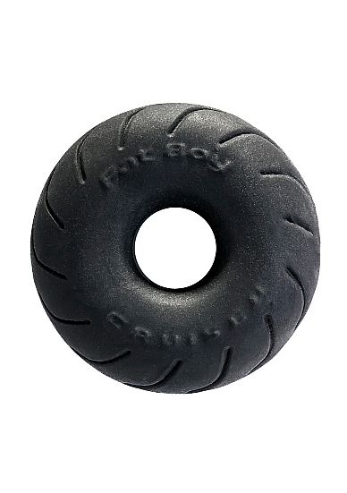 Penio žiedas  „Silaskin Cruiser", juodos spalvos (galima rinktis spalvą)  
Šis varpos žiedas nustato standartą! 
  
Pamirškite tuos pigius trapius varpos žiedus, kurie lūžta vos kelis kartus panaudojus. Mūsų briaunotas žiedas sukurtas taip, kad būtų patvarus. Be to, dėl mūsų patentuoto PF Blend™ (TPR/silikono) jausmingo komforto, jį itin patogu nešioti, jis niekada nėra šiurkštus ar braižantis. 
  
Galimos spalvos: juoda, skaidri 
  
Valymas: Kruopščiai nuplaukite švelniu muilu ir vandeniu. 
  
Sauga: Saugu su vandens pagrindo lubrikantais. Šis gaminys nesuderinamas su latekso gaminiais. Prašome laikyti atskirai.