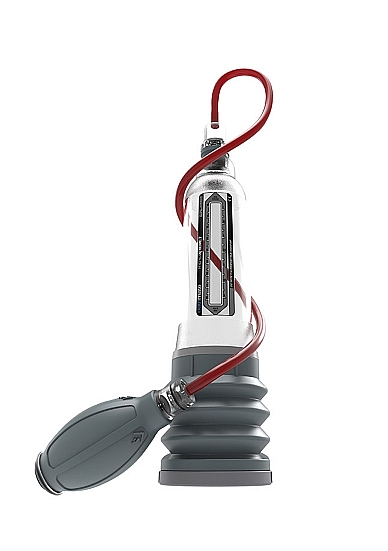 Penio pompa "HydroXtreme7 - Clear" 
 
  
Skaidri penio pompa „HydroXtreme 11“ yra eksperto vertas „Bathmate“ produktas. 
Pažengusiems penio pompų naudotojams ji  padės pasiekti dar geresnių rezultatų , o naujokai galės startuoti aukščiausiame lygmenyje. 
 Pompą sudaro vidutinio stiprumo slėgį, todėl galėsite  savo penio didinimo procesą pradėti švelniai ir saugiai.  
Ši pompa geriausiai tiks didesnio dydžio pasididžiavimą turintiems vyrams, kurių penio ilgis erekcijos metu siekia nuo 13 cm iki 18 cm ilgį. 
  
Vandens pompos nuo paprastų išsiskiria tuo, jog jos veikia ne oro, o vandens slėgio pagalba. Vanduo, atvirkščiai nei oras, suteikia maksimalų saugumą be jokio diskomforto jausmo, kurį gali sukelti oro slėgio pagrindu veikiančios pompos. Taip pat  vandens slėgis ne tik didina penį, tačiau gali jam suteikti ir ilgalaikį kietumo, standumo ir tvirtumo efektą.  
Ši pompa yra skirta jau pažengusiems, nes  turi papildomą pumpavimo galvutę,  kuri gali dar labiau sustiprinti pompos poveikį. 
  
Siekdami geriausių rezultatų,  pompą naudokite 10 - 15 minučių per dieną . Kiekvienos pompos naudojimo sesijos metu, pompą laikykite po 5 minutes. 
 